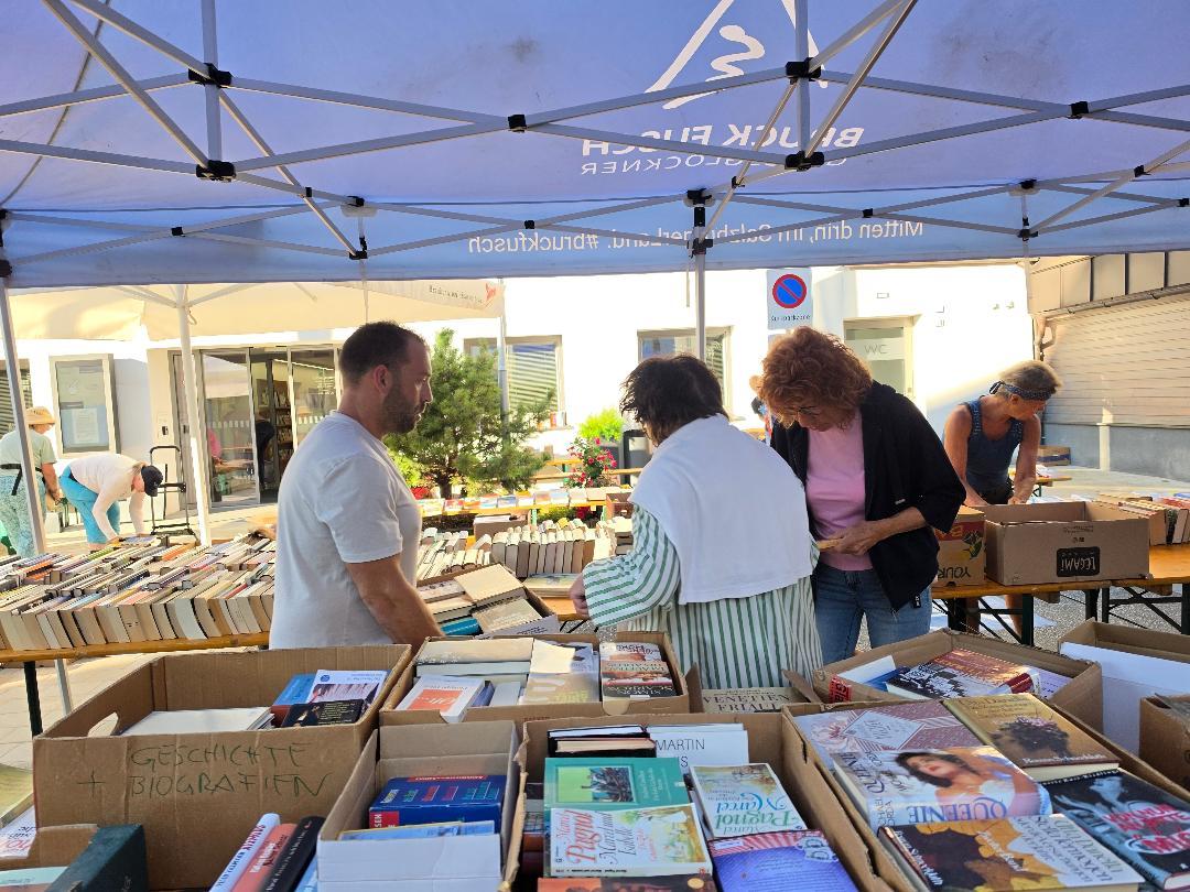 Bücherflohmarkt 26